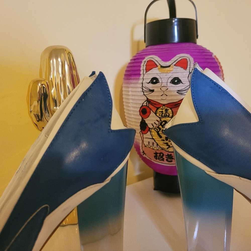 Katy Perry Collections The Mako Shark Heels, BNWOT, size 7 - Picture 3 of 12